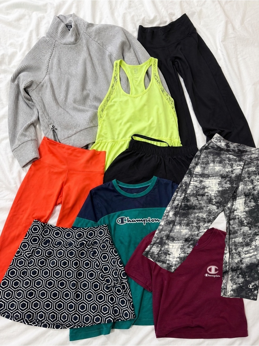 Champion Assorted Brands Activewear Box Medium